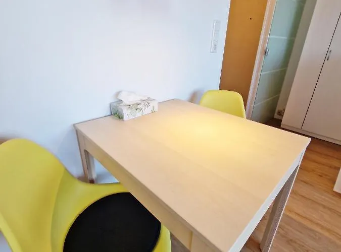 Appartement Stadtgebiet Eic-018